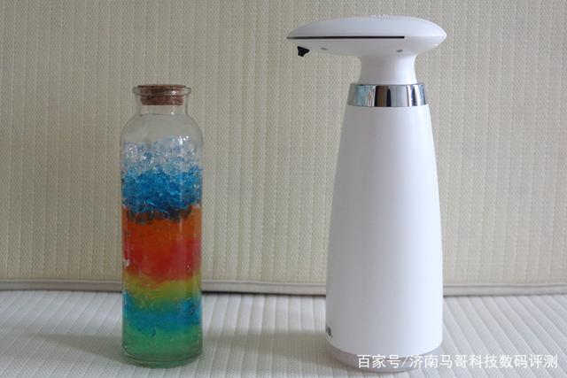 瑞沃智能感应洗手液机——洗手可以多智能多卫生？