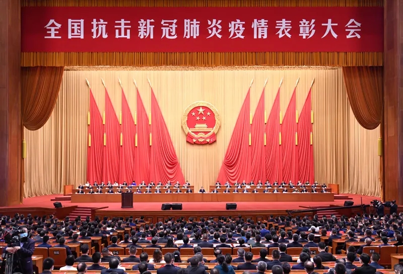 感应智能洗手液机